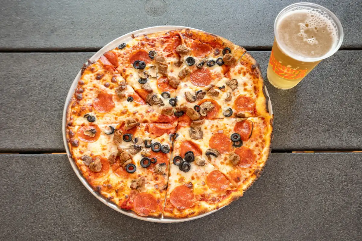 Restaurant or food photograph published by Austin's Pizza
