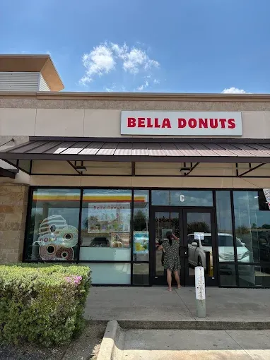Bella Donuts storefront at 6020 FM 1660, Suite C, Hutto