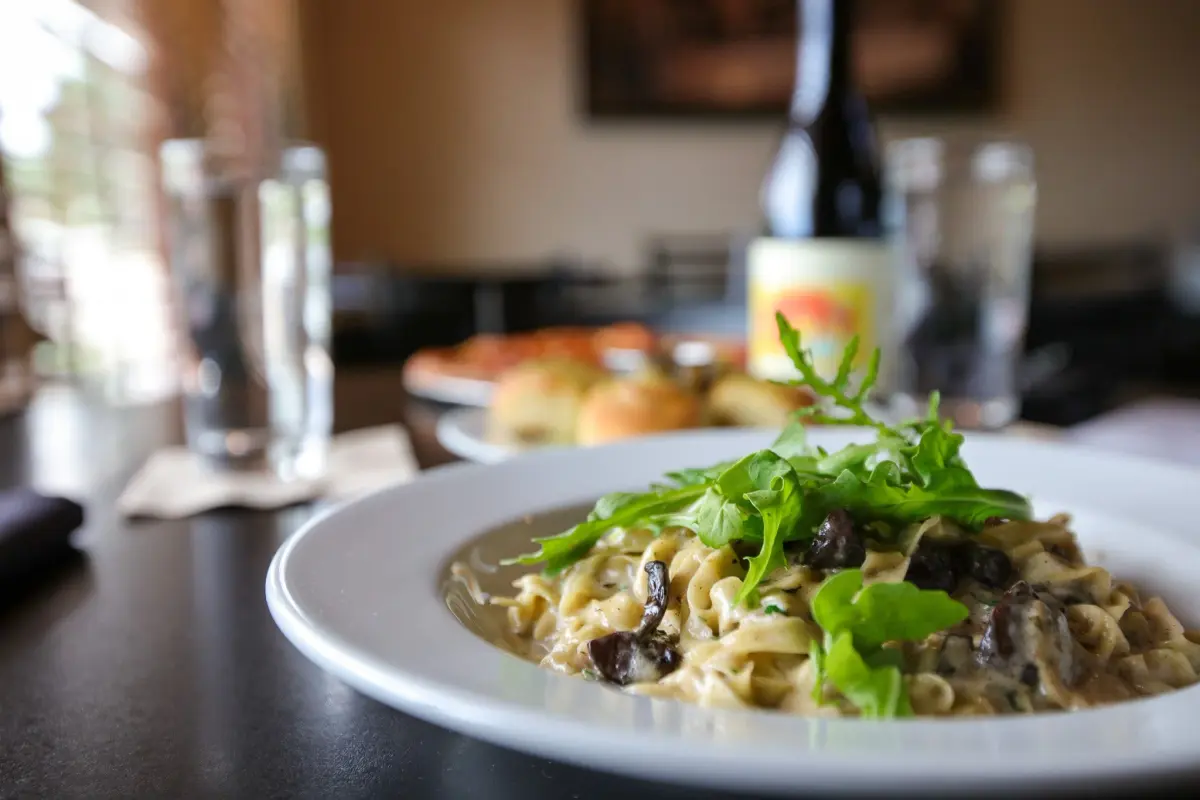 Restaurant or food photograph published by Cipollina