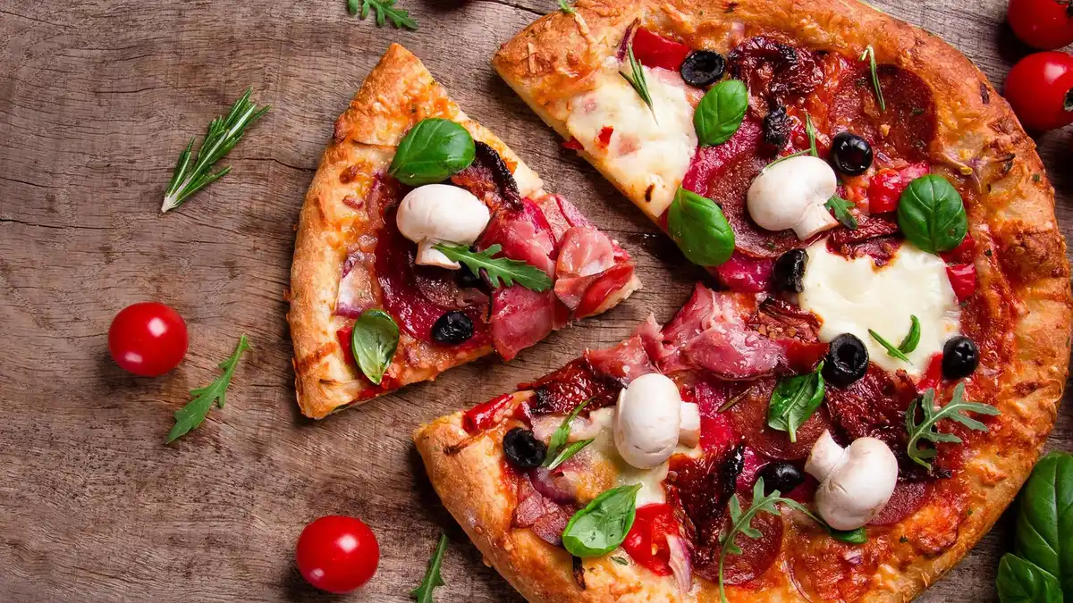 Restaurant or food photograph published by Market Street Pizza