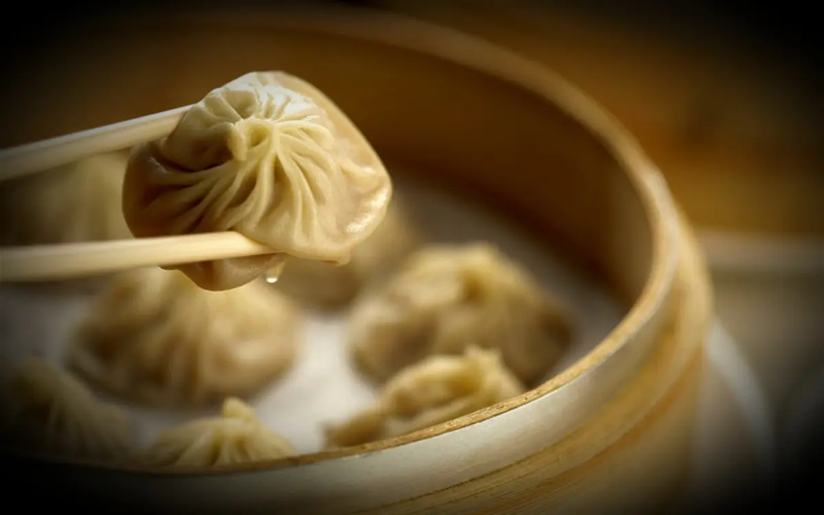 Restaurant or food photograph published by Shanghai Chinese Restaurant