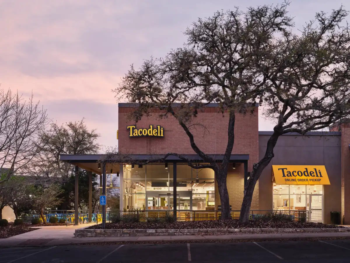 Restaurant or food photograph published by Tacodeli