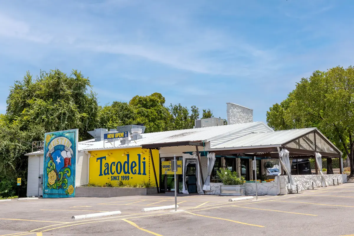 Restaurant or food photograph published by Tacodeli