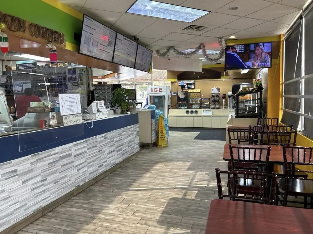 Restaurant or food photograph published by Tacos Durango