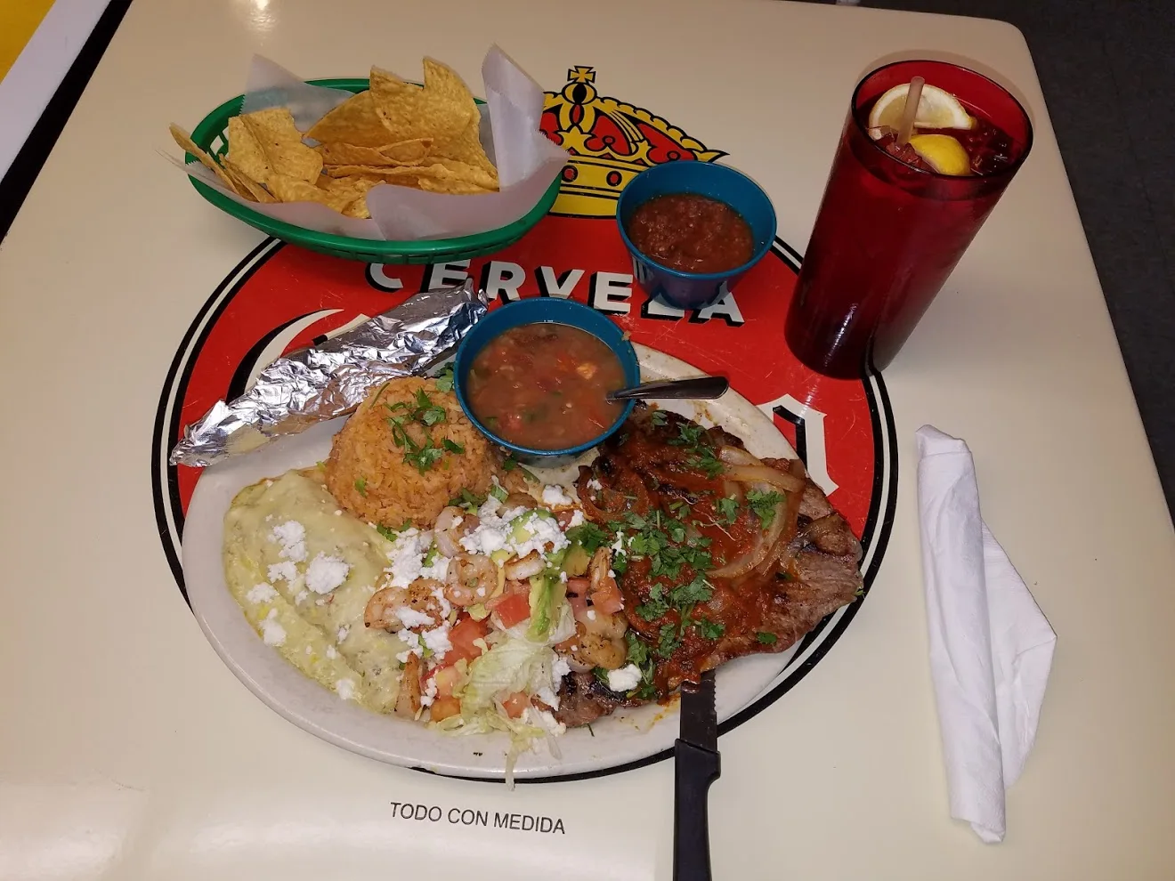 Tex-Mex plate with rice and beans at El Rincón