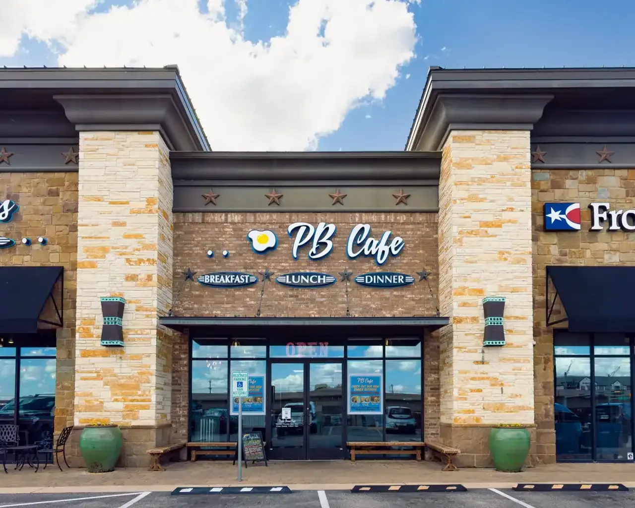 Entrance to PB Café in Leander