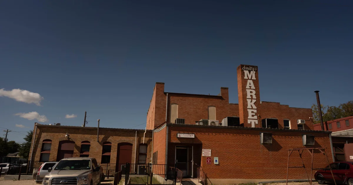 Smitty’s Market exterior in Lockhart